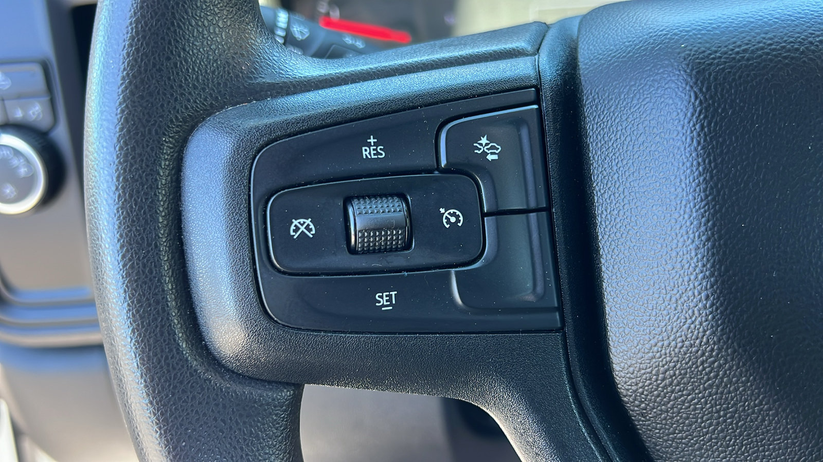 Certified 2025 Chevrolet Silverado 1500 W/T RWD image 22