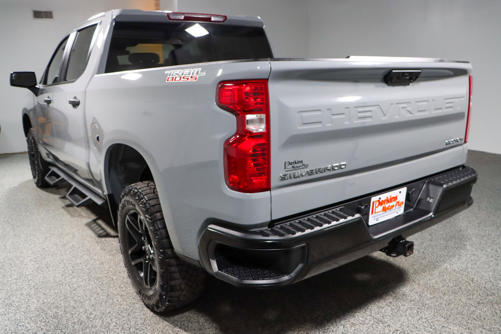 Used 2024 Chevrolet Silverado 1500 Custom Trail Boss image 9
