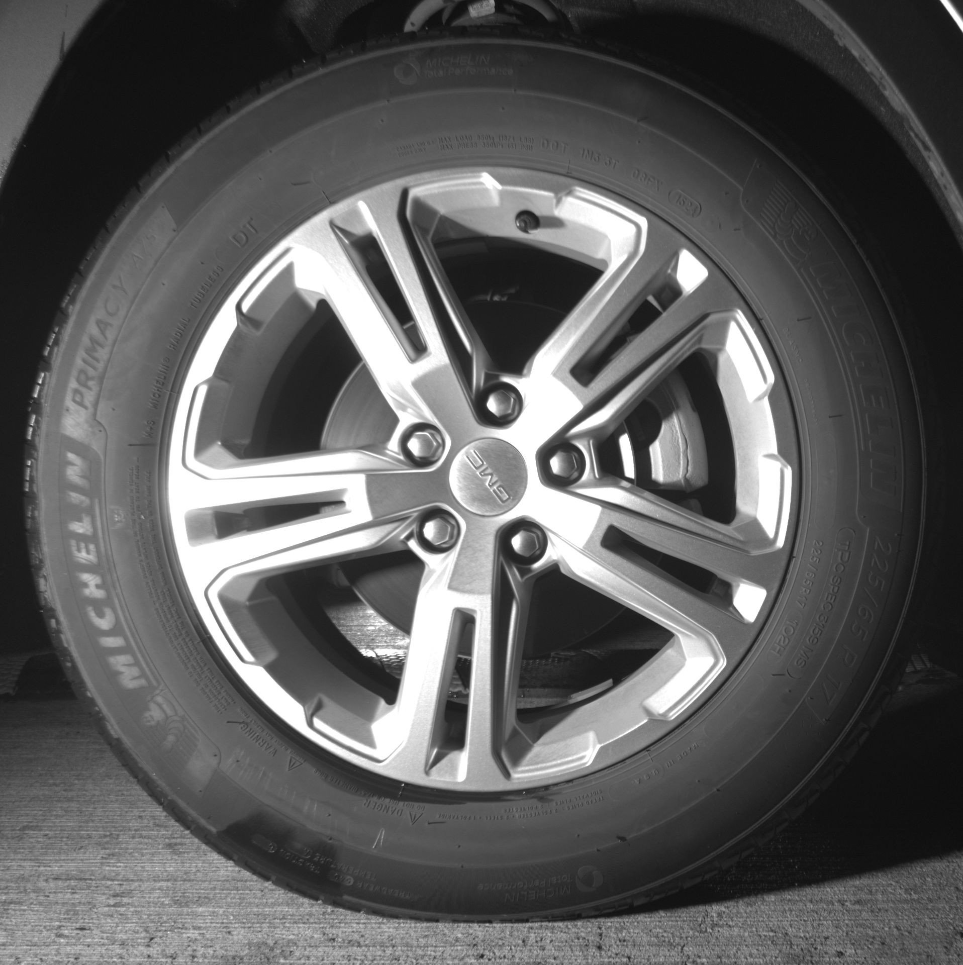 Used 2024 GMC Terrain SLE image 18