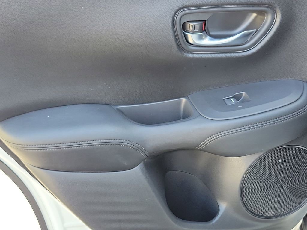 Certified 2023 Honda HR-V LX image 14