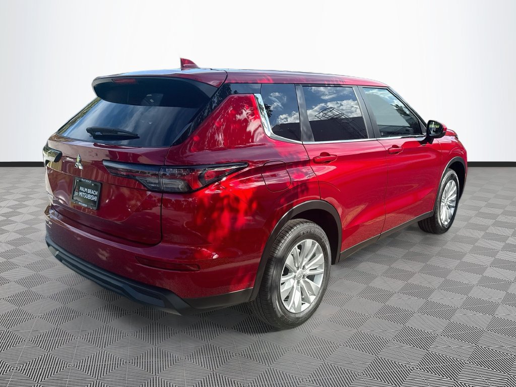 New 2026 Mitsubishi Outlander ES FWD image 5