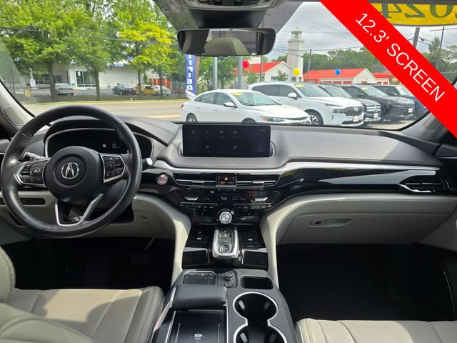 Used 2024 Acura MDX w/ Technology Package FWD image 3