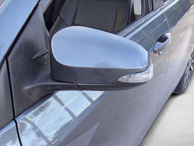 Used 2019 Toyota Corolla SE FWD image 11