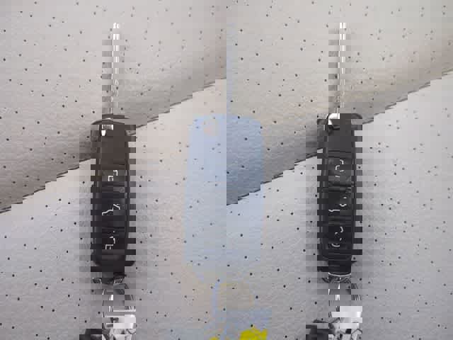 Used 2017 Volkswagen Tiguan S image 32