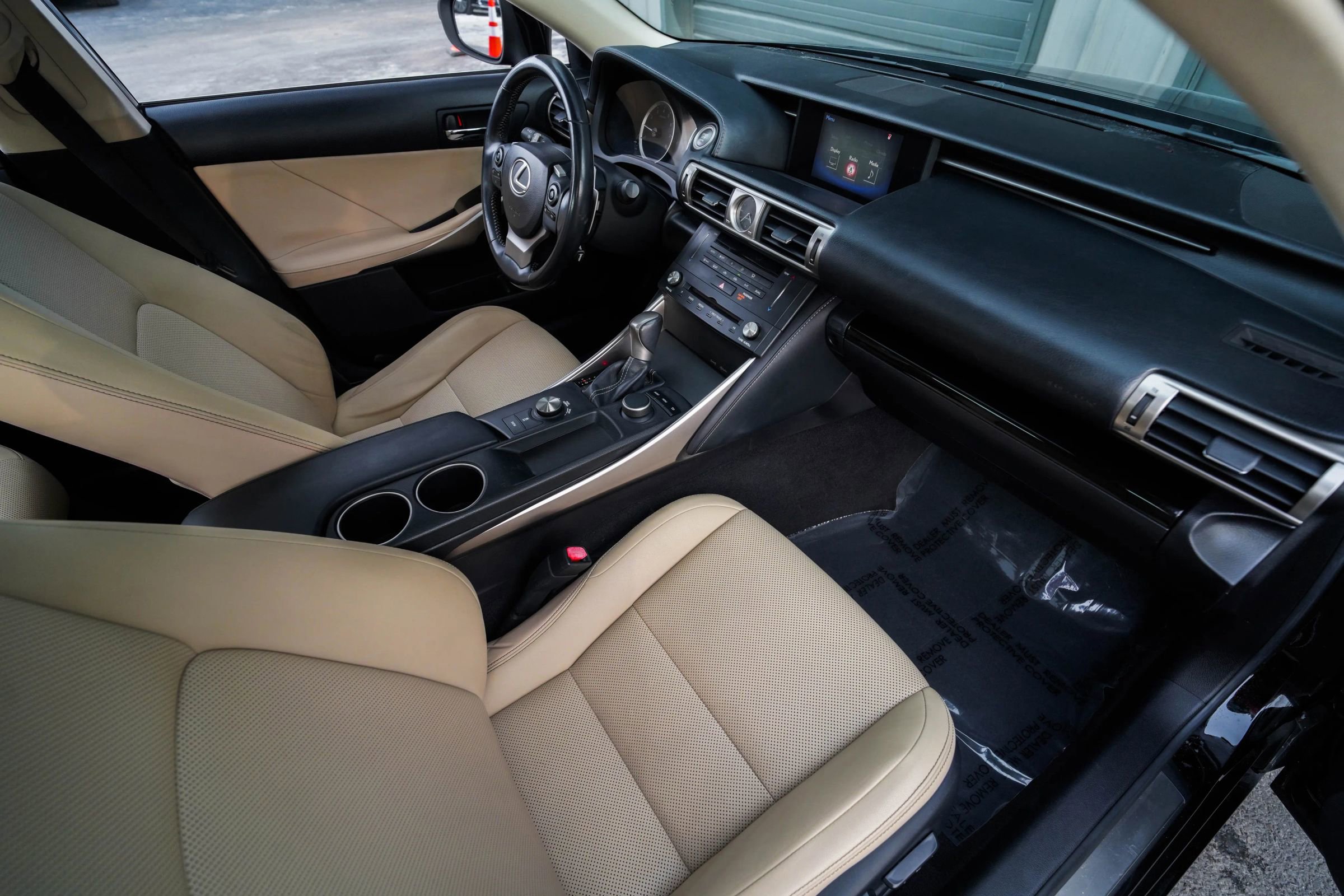 Used 2015 Lexus IS 250 image 18