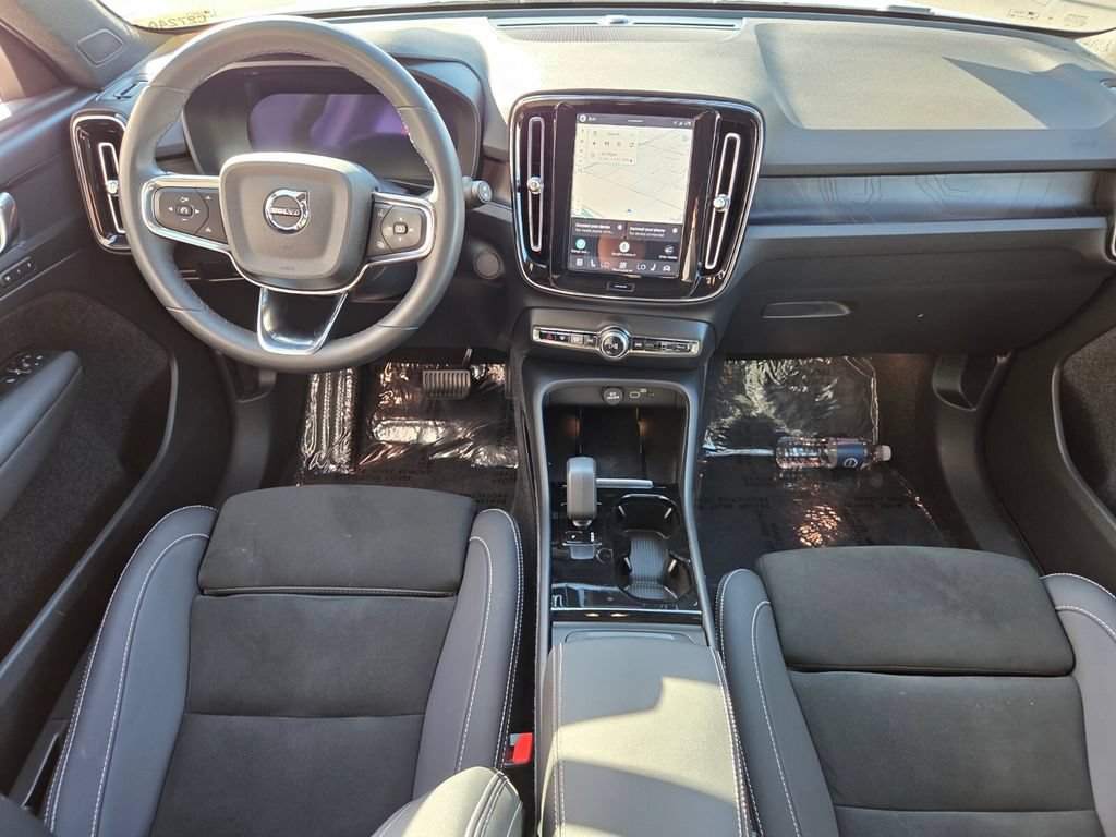 Certified 2023 Volvo XC40 Recharge Plus AWD/4WD image 19