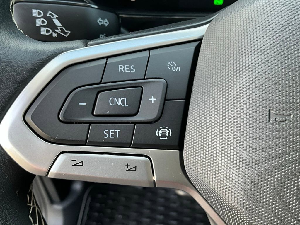 Used 2023 Volkswagen Taos S image 12