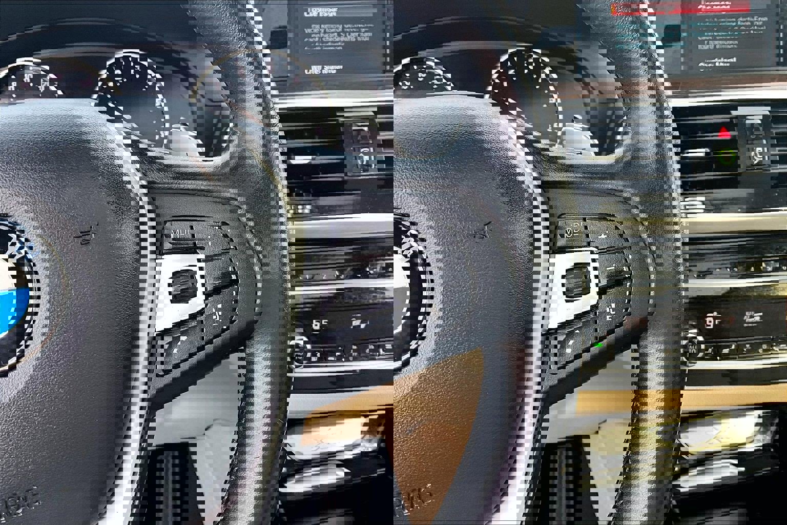 Used 2019 BMW X3 xDrive30i w/ Driving Assistance Package image 19