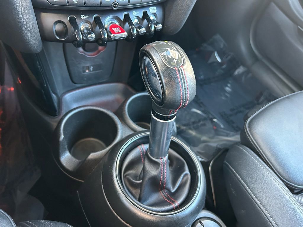 Used 2019 MINI Cooper S w/ Premium Package image 19