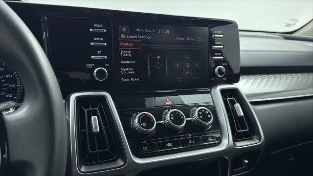 Used 2022 Kia Sorento LX FWD image 33