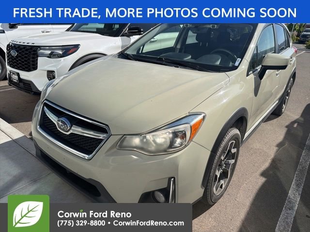 Used 2017 Subaru Crosstrek 2.0i Premium AWD/4WD image 3