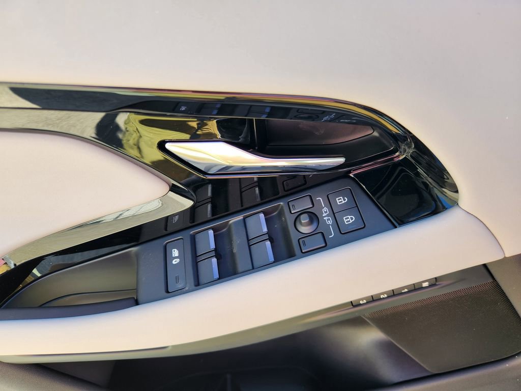 New 2026 Land Rover Range Rover Evoque Dynamic SE image 16