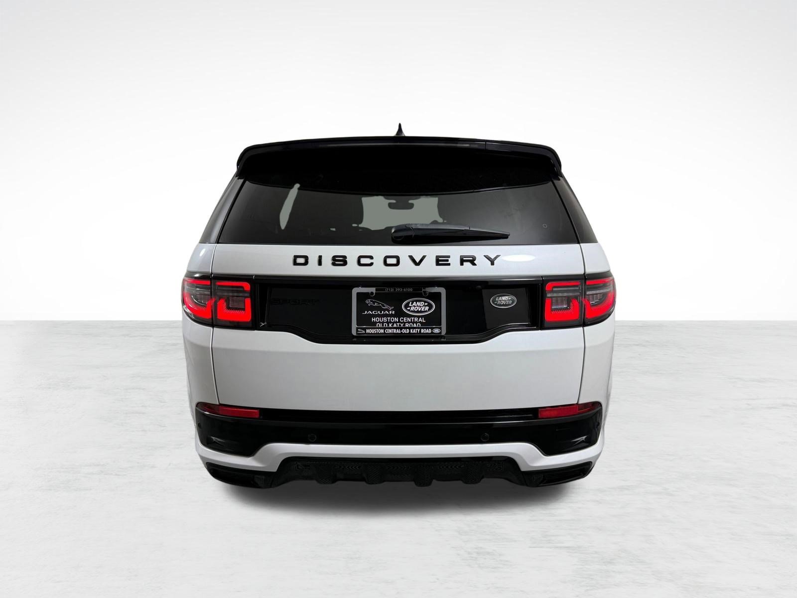 Used 2023 Land Rover Discovery Sport SE R-Dynamic image 11