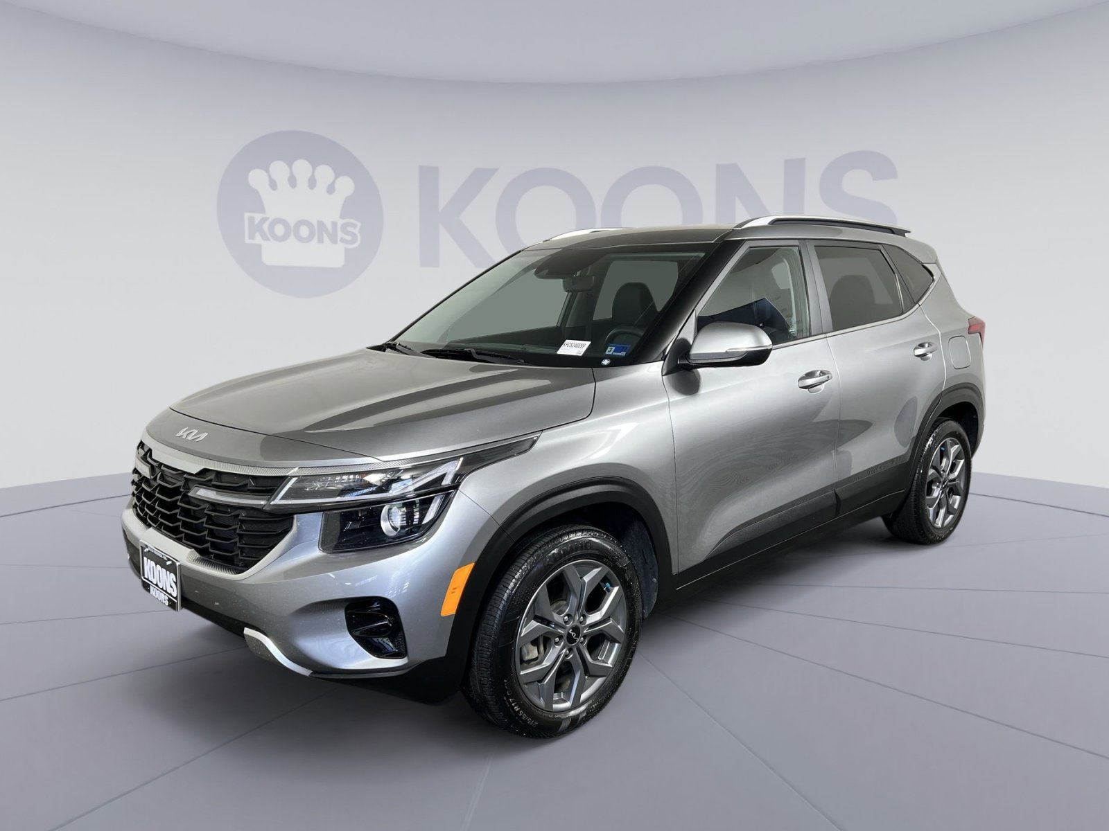Used 2024 Kia Seltos S AWD/4WD image 1