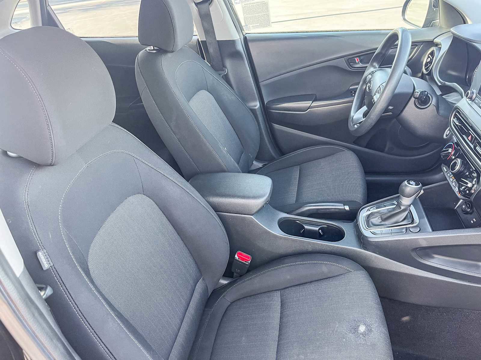 Used 2022 Hyundai Kona SEL image 15