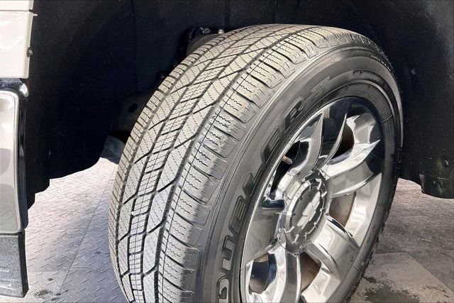 Used 2015 Chevrolet Silverado 1500 LTZ image 29