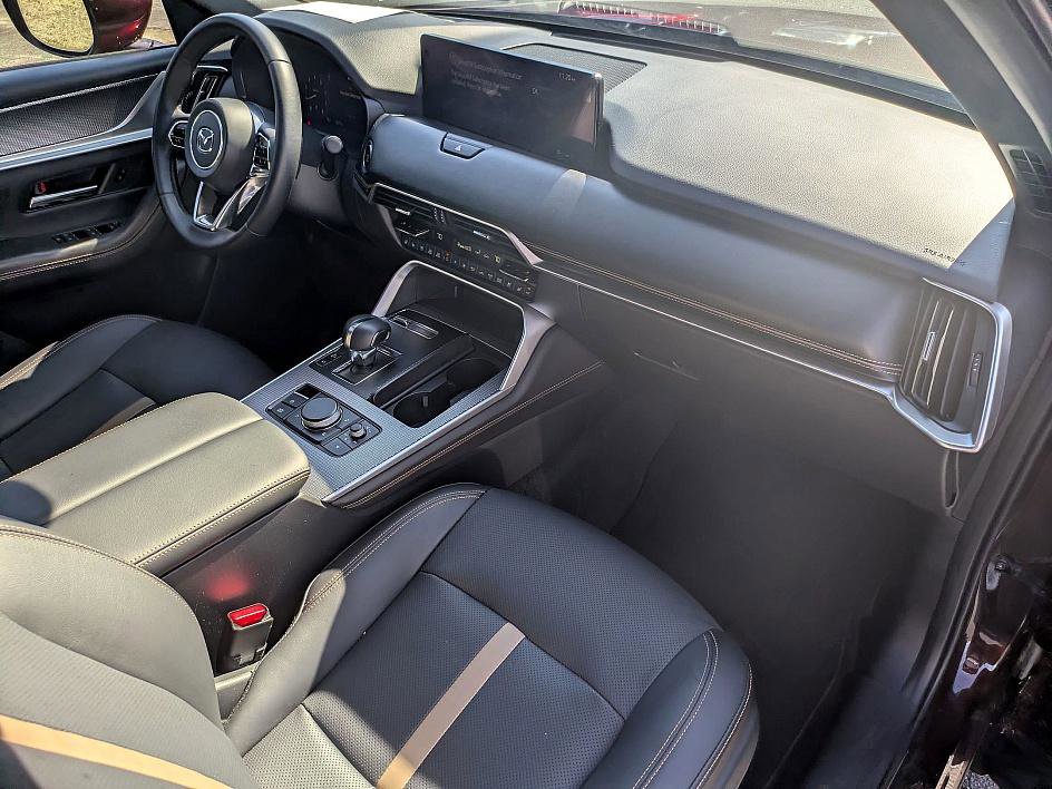 Certified 2025 MAZDA CX-90 3.3 Turbo S w/ Premium Package image 36