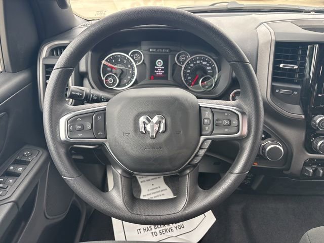 New 2026 RAM 1500 Express AWD/4WD image 23
