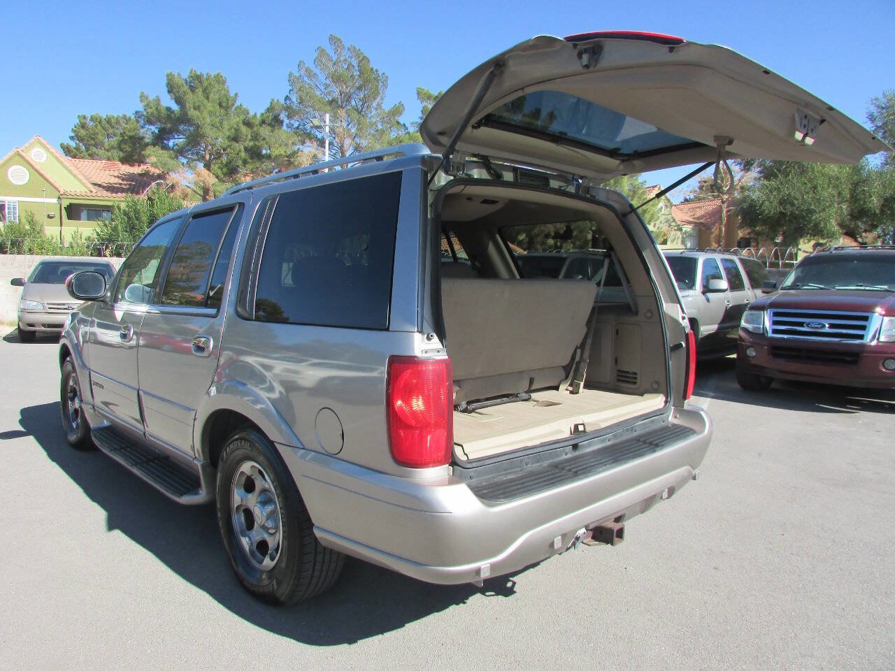 Used 2000 Lincoln Navigator 2WD image 22
