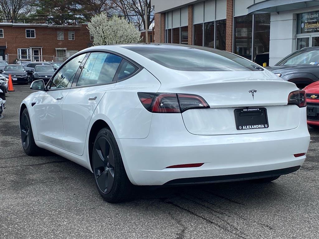 Used 2023 Tesla Model 3 Standard Range image 5