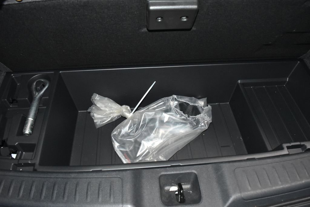 Used 2023 INFINITI QX50 Luxe FWD image 32
