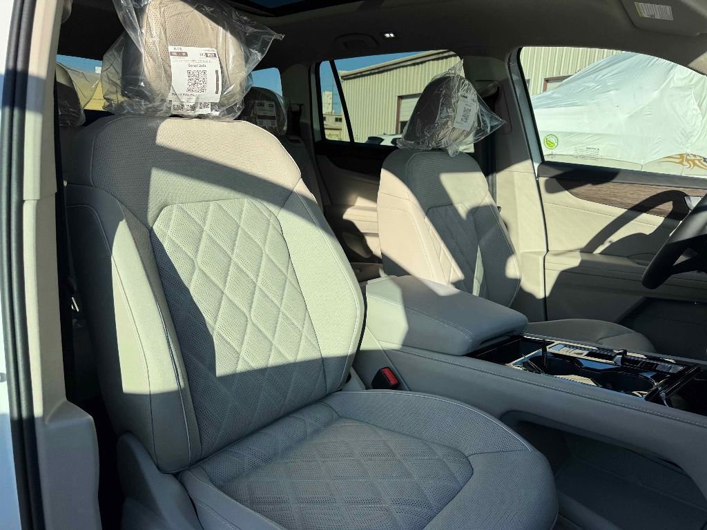 New 2026 Volkswagen Atlas SEL Premium R-Line image 29