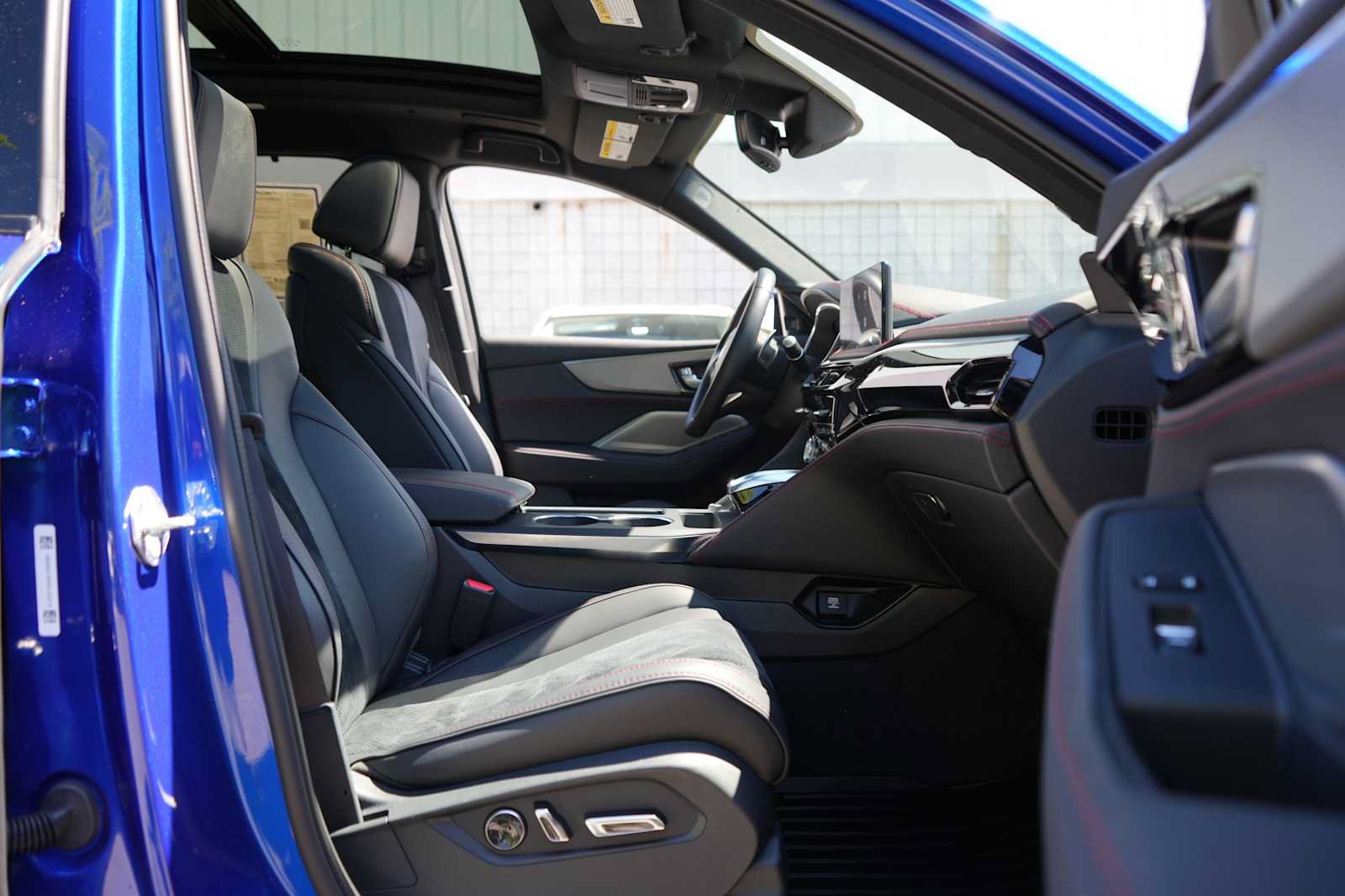 Certified 2025 Acura MDX A-Spec AWD/4WD image 31