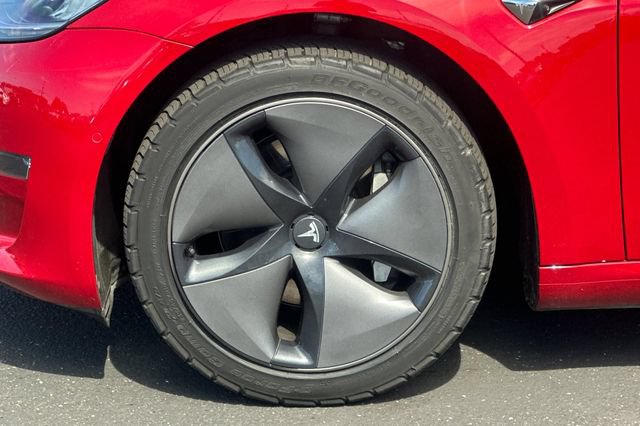 Used 2018 Tesla Model 3 RWD image 28