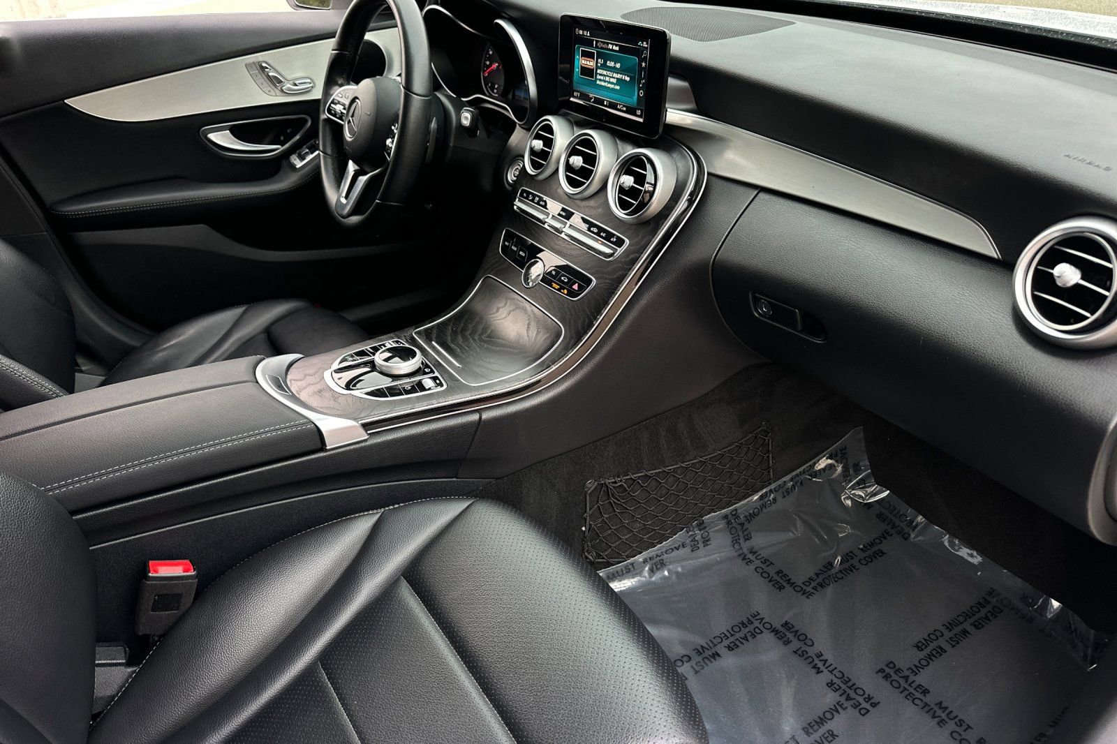 Used 2019 Mercedes-Benz C 300 Sedan image 14