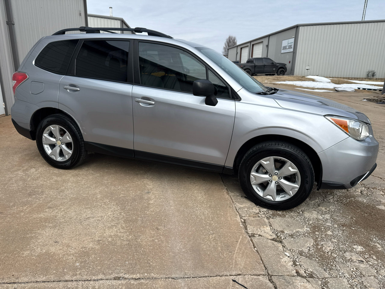 Used 2016 Subaru Forester 2.5i w/ Alloy Wheel Package image 8