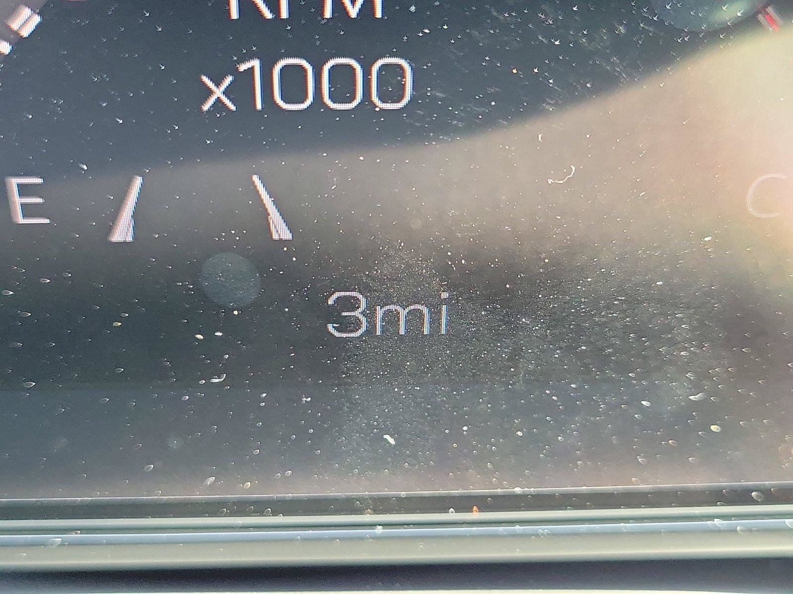 New 2026 GMC Yukon XL AT4 AWD/4WD image 28