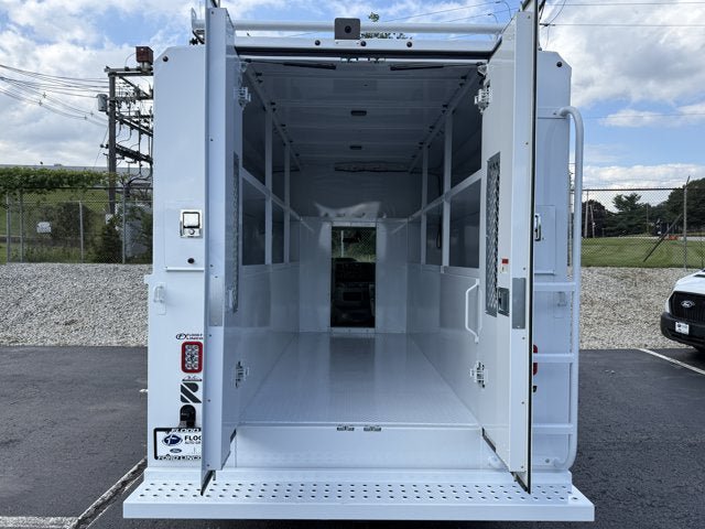 New 2027 Ford E-350 and Econoline 350 Super Duty w/ Power Equipment Group RWD image 7
