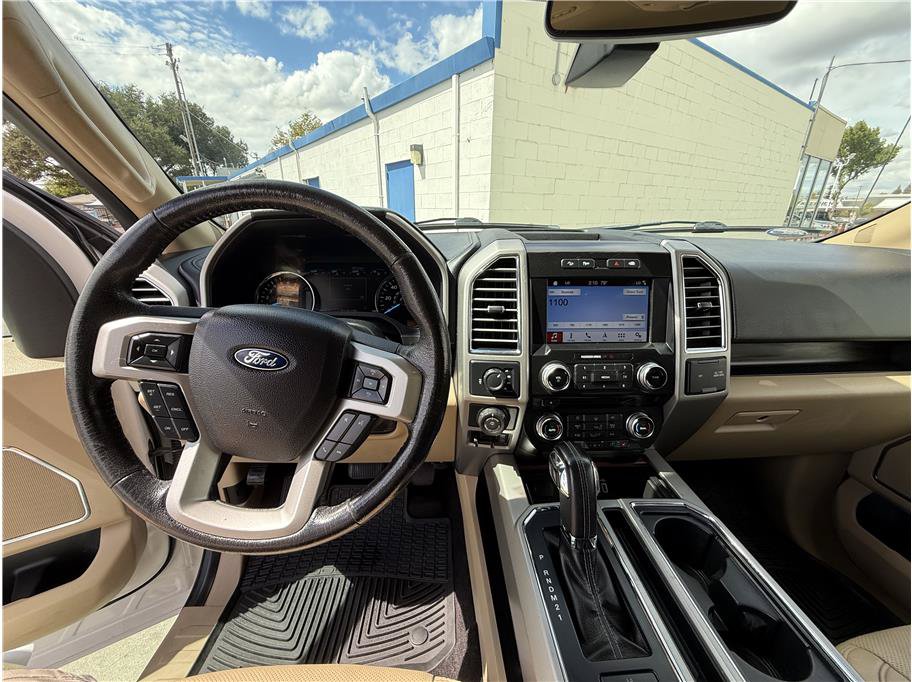 Used 2016 Ford F150 Lariat w/ Equipment Group 502A Luxury AWD/4WD image 21