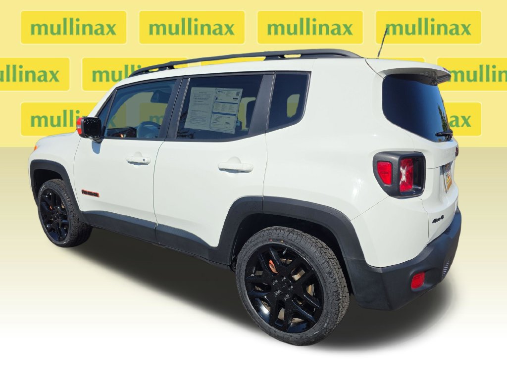 Used 2020 Jeep Renegade Latitude AWD/4WD image 11