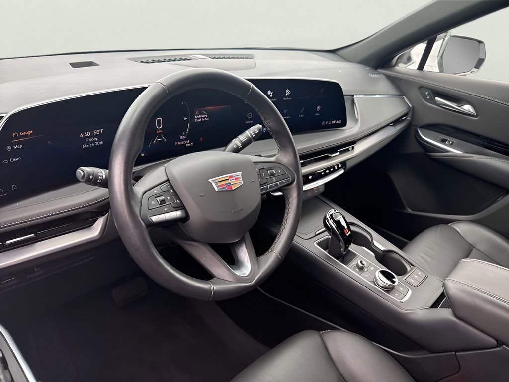Certified 2024 Cadillac XT4 Luxury w/ Cold Weather Package image 22
