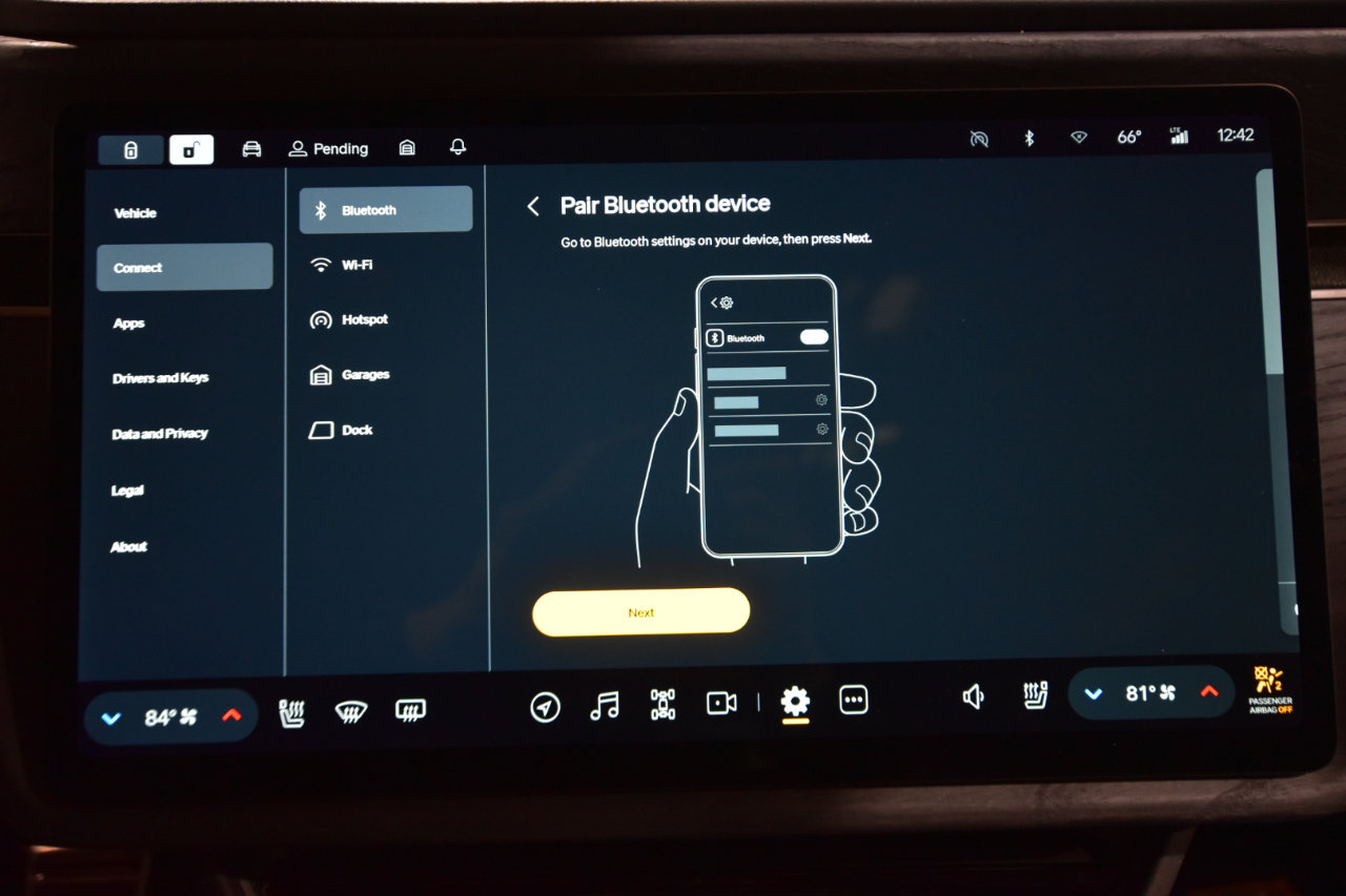 Used 2022 Rivian R1T Adventure image 43