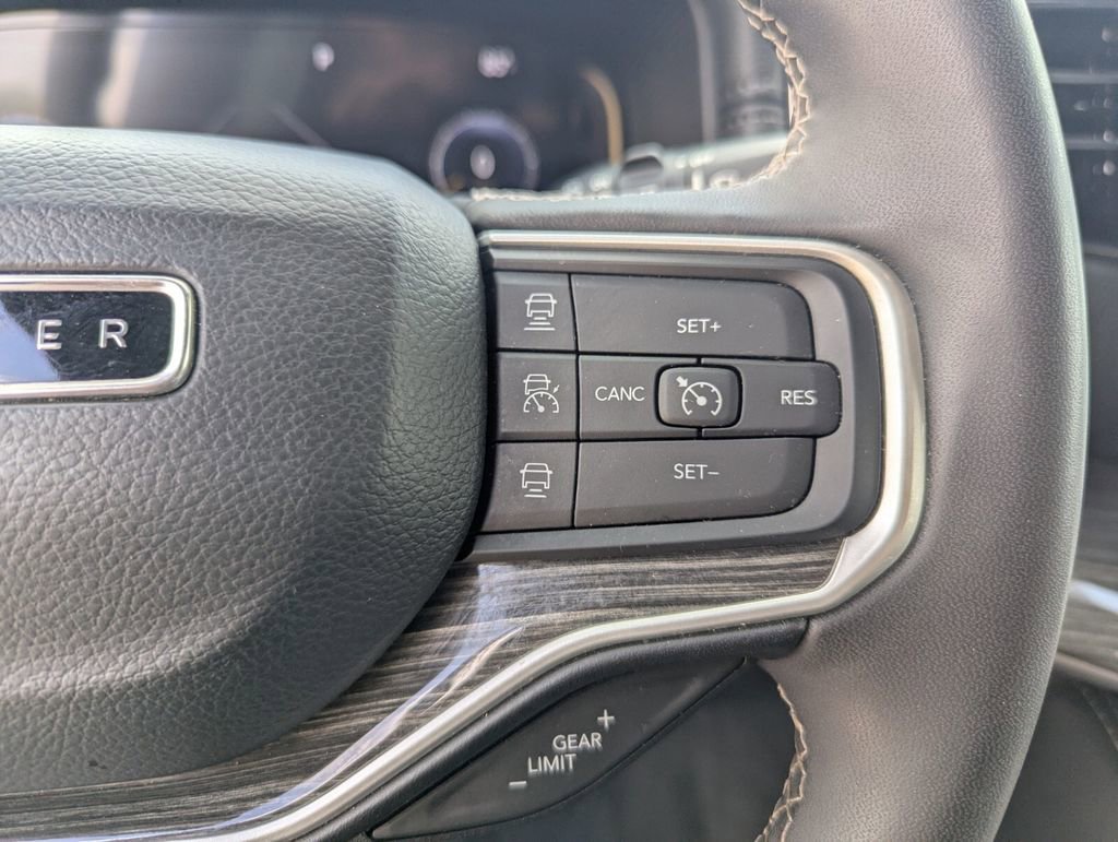 Used 2022 Jeep Wagoneer Series III image 30