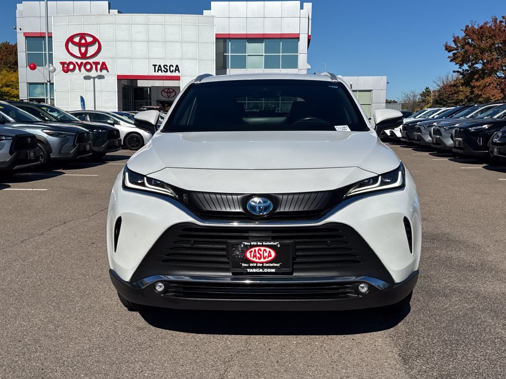 Used 2023 Toyota Venza XLE AWD/4WD image 2