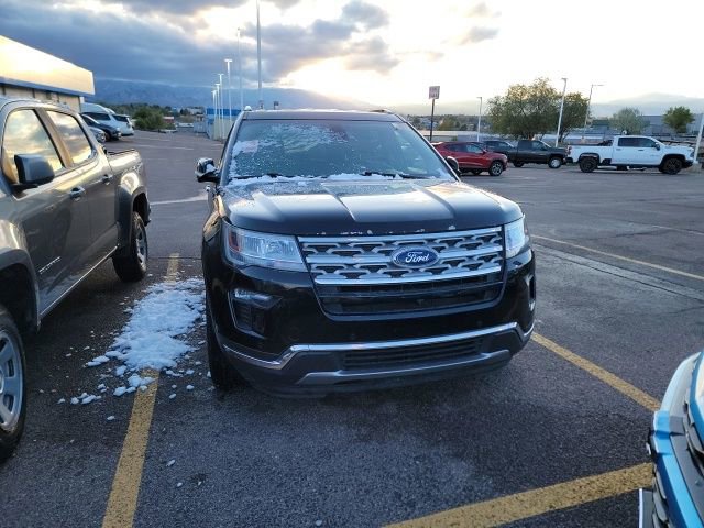 Used 2018 Ford Explorer Limited w/ Equipment Group 301A AWD/4WD image 2