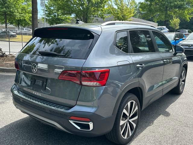 Used 2022 Volkswagen Taos SE w/ IQ.Drive SE Package image 5