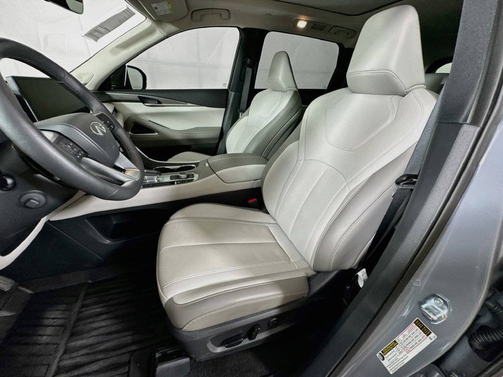 Certified 2027 INFINITI QX60 Luxe w/ Cargo Package AWD/4WD image 28