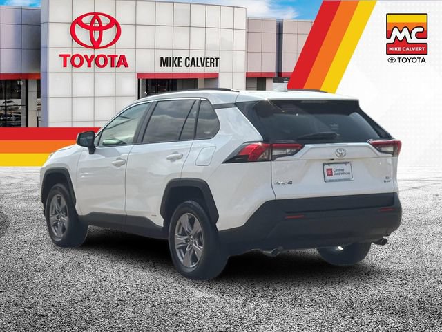 Certified 2025 Toyota RAV4 LE AWD/4WD image 3