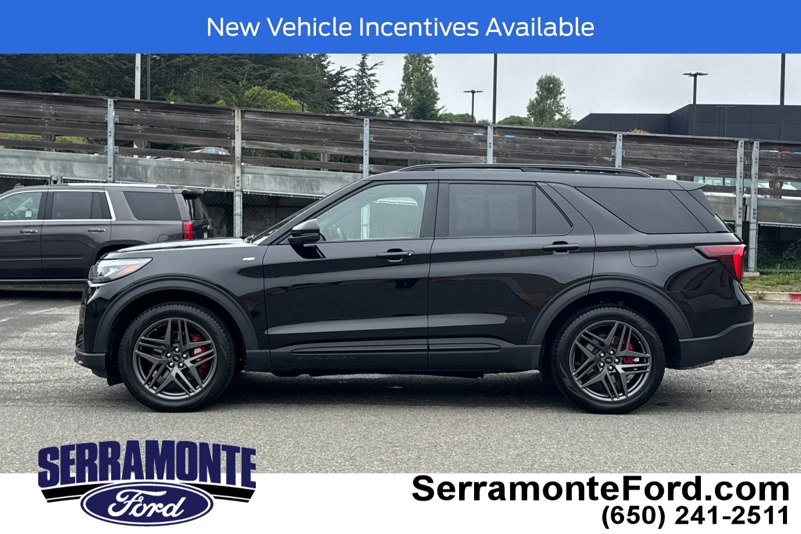 Used 2026 Ford Explorer ST-Line w/ ST-Line Street Pack AWD/4WD image 7