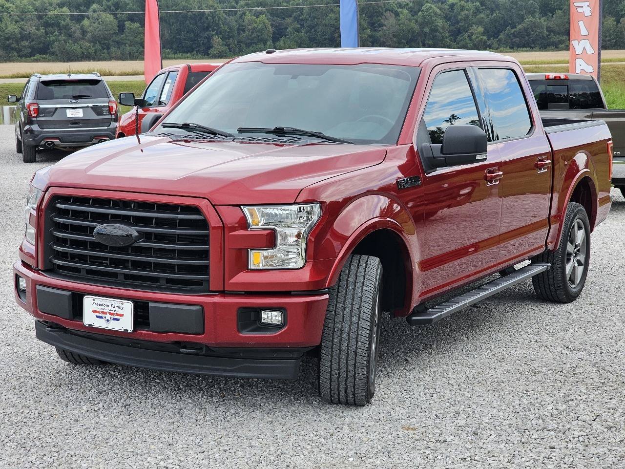 Used 2017 Ford F150 XLT w/ Equipment Group 302A Luxury AWD/4WD image 4