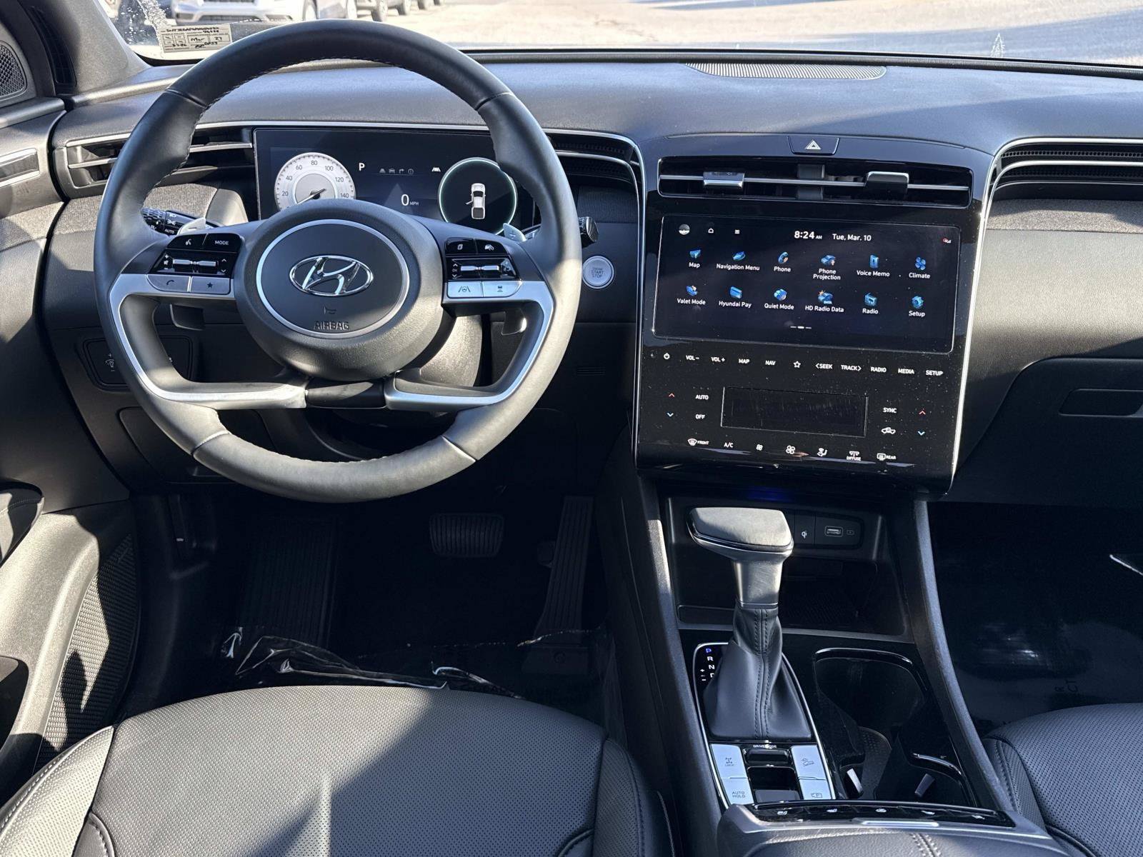 Used 2023 Hyundai Santa Cruz Limited AWD/4WD image 2