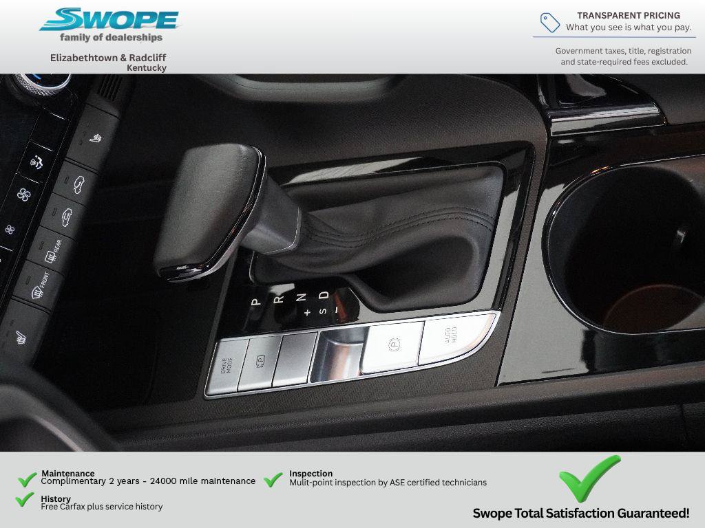 Used 2025 Hyundai Elantra SEL FWD image 24