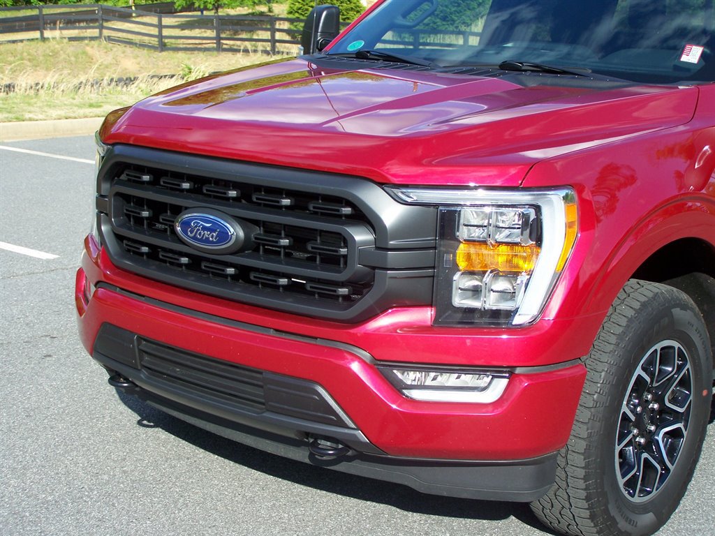Used 2022 Ford F150 XLT w/ Equipment Group 302A High AWD/4WD image 23
