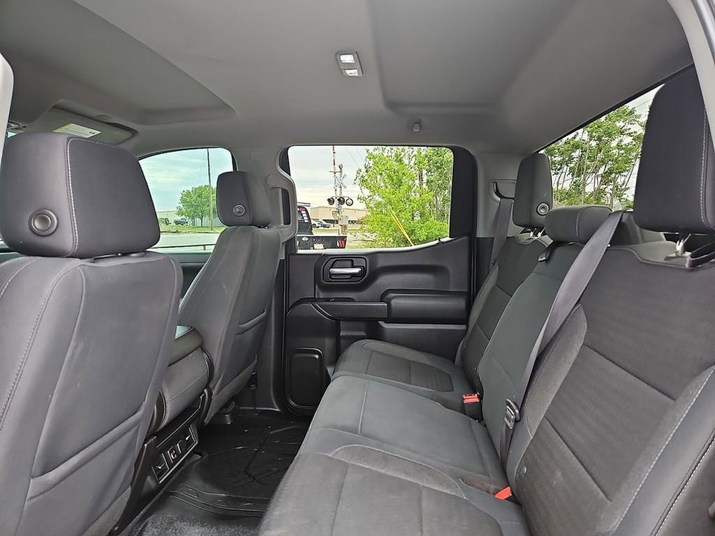 Used 2019 Chevrolet Silverado 1500 LT w/ Texas Edition image 18