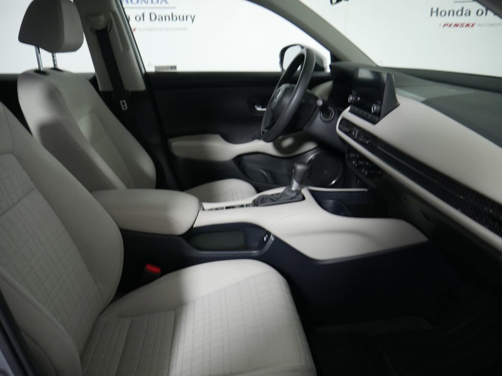 Certified 2023 Honda HR-V LX image 7