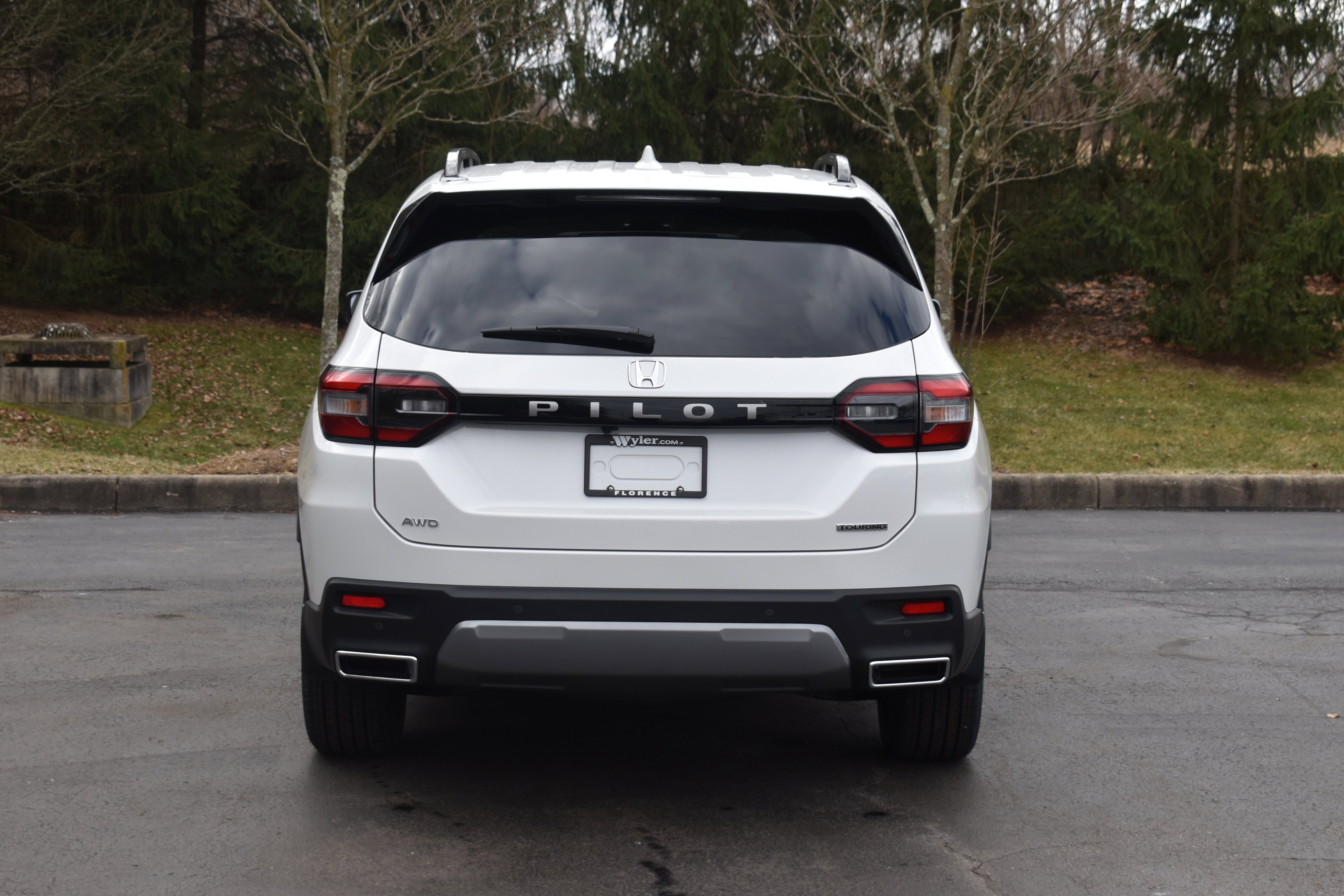 New 2026 Honda Pilot Touring image 7
